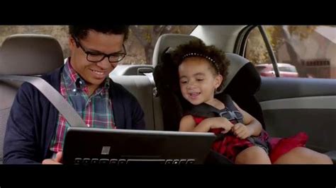 Best Buy Lenovo Yoga 2-in-1 TV Spot, 'Make the Holidays Special' featuring Kellie Greene