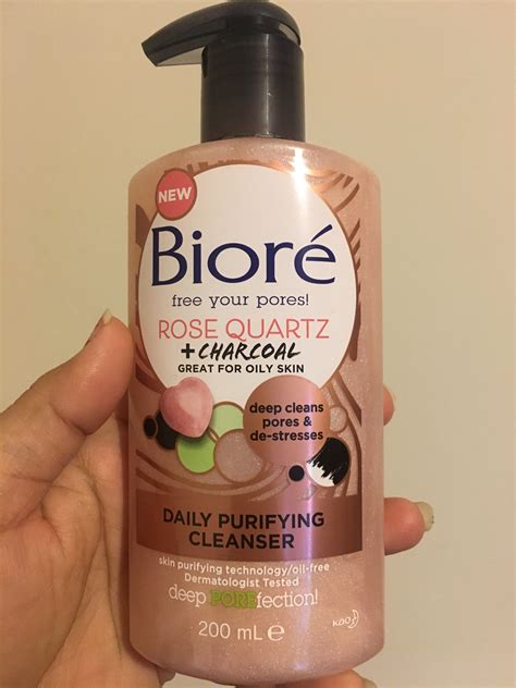 Bioré Rose Quartz Charcoal Daily Purifying Cleanser