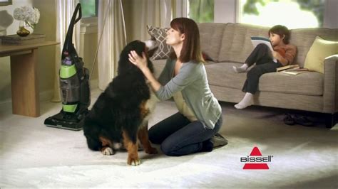 Bissell TV Spot, 'Dog Strut' featuring Lisa Marie Quillinan