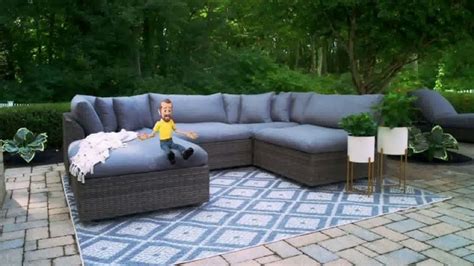 Bobs Discount Furniture Spring Break TV commercial - Seccional Dream: $2,299 dólares