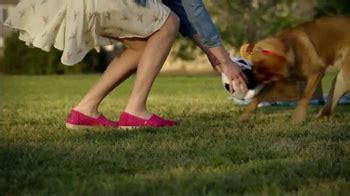 Bobs From SKECHERS TV commercial - BOBS for Dogs + Best Friends Animal Society