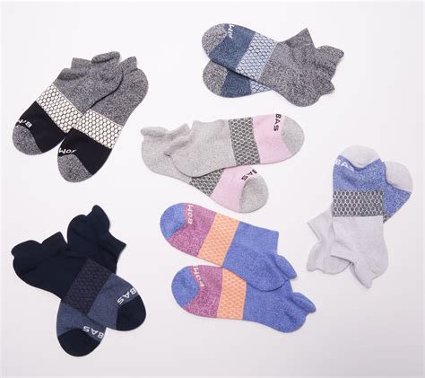 Bombas Women's Holiday Ankle Socks commercials