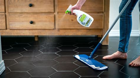 Bona PowerPlus Antibacterial Hard-Surface Floor Cleaner TV Spot, 'Clean Means Muddy Paws Leave No Trace' created for Bona