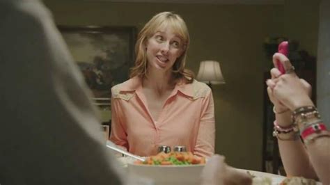 Brita TV Spot, 'Dinner Habits' Featuring Tia Mowry-Hardrict featuring Nicole Ghastin
