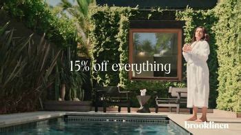 Brooklinen TV Spot, 'Summer Essentials: 15 Off Everything' featuring Aleesha Bake