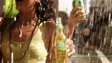 Bud Light Lime TV Spot, 'Switch On Summer' Song by Andra Day featuring Aygemang Clay