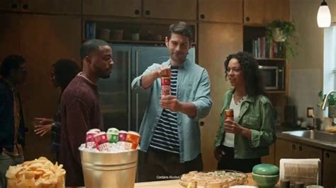 Bud Light Seltzer TV Spot, 'Loud Flavors'