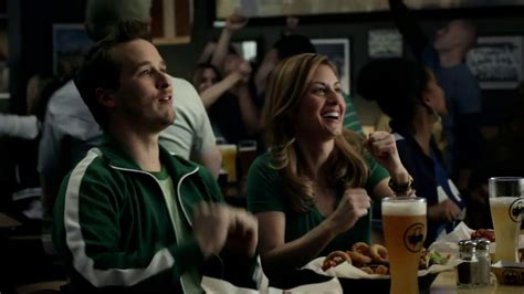 Buffalo Wild Wings TV Spot, 'Basketball: We're In' featuring Rico E. Anderson