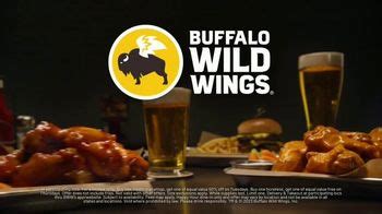 Buffalo Wild Wings TV commercial - The Deals Dont Stop: Happy Hour