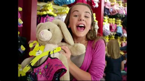 Build-A-Bear Workshop TV Spot, 'Open House: Making Gifts With Heart' Featuring Sara Gore featuring Sara Gore