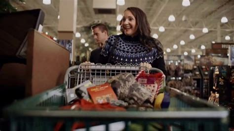 Cabelas TV commercial - Last-Minute Gifts