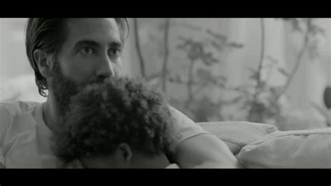 Calvin Klein Eternity TV commercial - Corazón con Jake Gyllenhaal