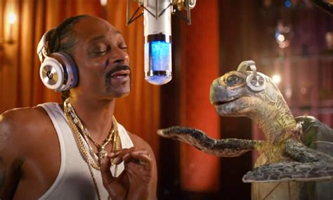 Cameo TV Spot, 'A Holiday Surprise' Featuring Snoop Dogg created for Cameo