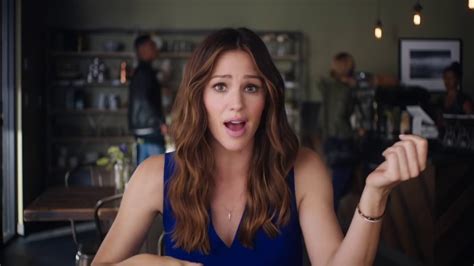 Capital One Venture TV Spot, 'Library' Featuring Jennifer Garner featuring Jennifer Garner