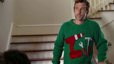 Capital One Walmart Rewards Card TV Spot, 'Holiday Hints' featuring Ray Buffer