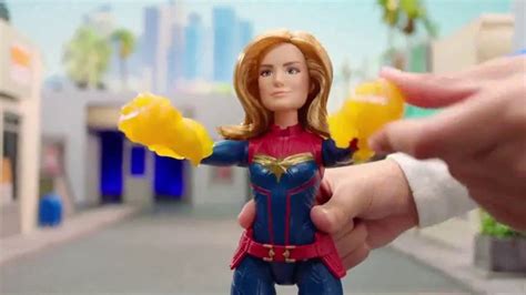 Captain Marvel Dolls & Power Effects Glove TV Spot, 'Soar Among the Stars'