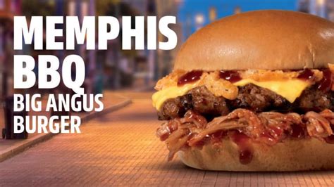 Carl's Jr. Memphis BBQ Burger
