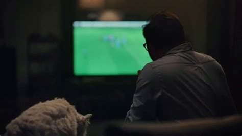 Cesar TV commercial - Watching the Game