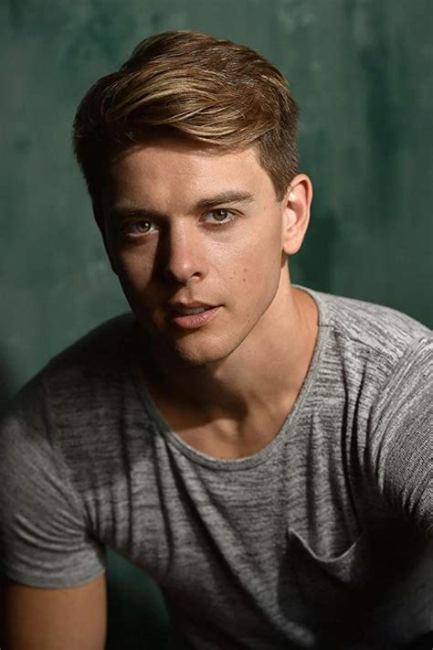 Chad Duell photo