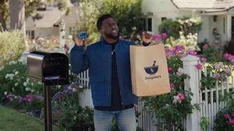 Chase Freedom Unlimited TV Spot, 'Dining' Featuring Kevin Hart featuring Kevin Hart
