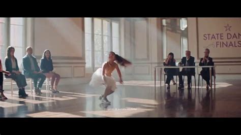 Chase Mobile App TV commercial - Bailarina canción de Hipjoint