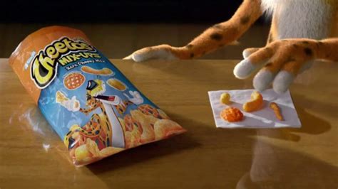 Cheetos Mix-Ups Xtra Cheezy Mix TV commercial - Mix Things Up