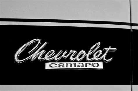 Chevrolet Camaro logo
