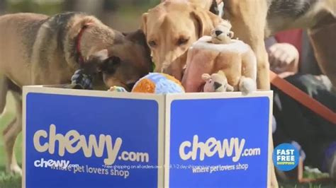 Chewy.com TV Spot, 'Talk in the Park: Chewy's Free Shipping' created for Chewy