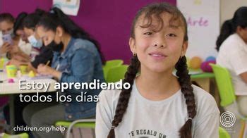 Children International TV Spot, 'Escuela' Con Julio Cedillo