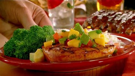 Chili's $20 Dinner for Two TV Spot, 'Mango Chile' Song by Wendy Rene