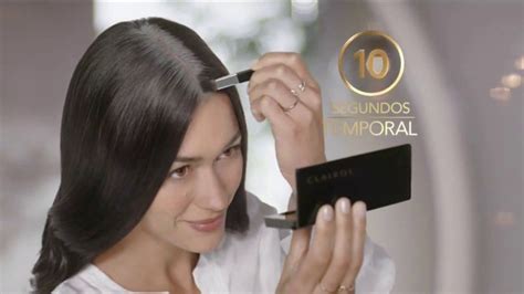 Clairol Root Touch-Up TV Spot, 'Look Great From Any Angle' featuring Diomargy Nuñez