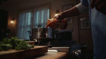 Classico Roasted Garlic TV Spot, 'Family: Healthcare Worker' created for Classico