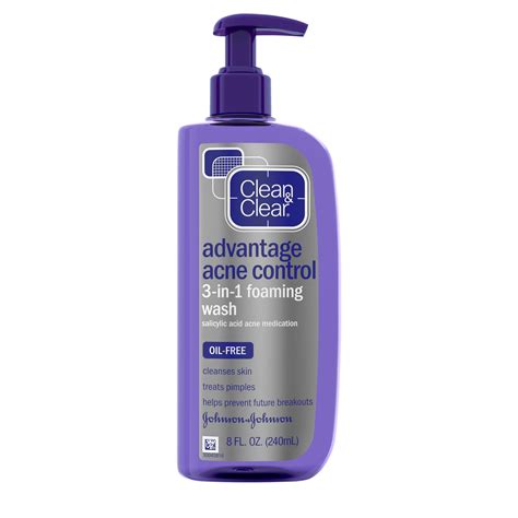 Clean & Clear Advantage Daily Acne Wash logo