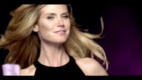 Clear Hair Care TV Spot, 'Wrong End of Hair' Featuring Heidi Klum