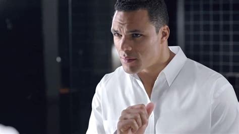 Clear Men Scalp Therapy TV Commercial Featuring Tony Gonzalez