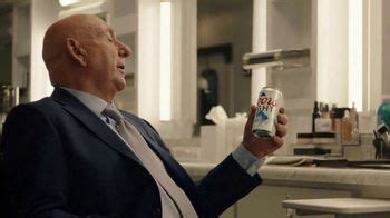 Coors Light TV Spot, 'Dickie V Finds His Chill' Featuring Dickie Vitale
