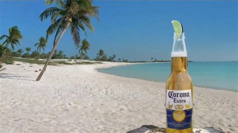 Corona Extra Summer Beach Can TV Spot, 'Beach in a Can' Song by Jimmy Cliff
