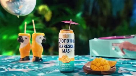 Corona Refresca TV Spot, 'El sabor del trópico'