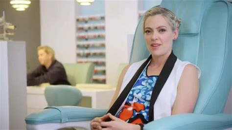 Cottonelle Clean Care TV Spot, 'Happy Bum' Featuring Cherry Healey