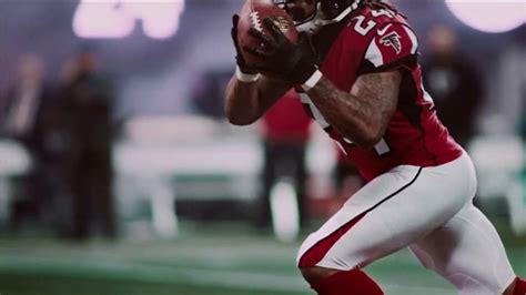 Courtyard TV Spot, 'NFL: The Game'