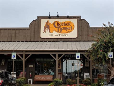 Cracker Barrel Old Country Store and Restaurant logo