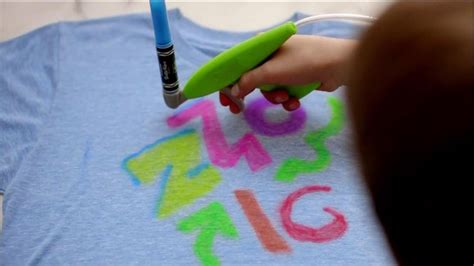 Crayola Marker Airbrush TV Spot, 'A Cool New Way' featuring Cole Vallis