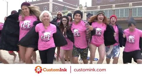 CustomInk TV Spot, 'T-Shirt Makes the Team' created for CustomInk
