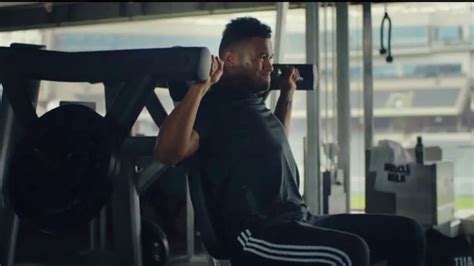 CytoSport Muscle Milk TV commercial - Heart to Build Strength