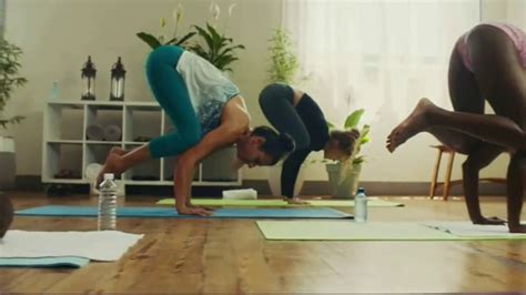 Cytosport Muscle Milk TV Spot, 'For Women With Muscles: Yoga'