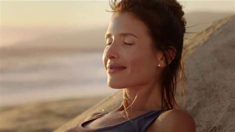 Daikin TV Spot, 'The Best Bedroom Is The Beach' featuring Ashiko Westguard