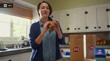 Dairy Queen TV Spot, 'Signature Stackburgers Menu: Cool Mom' featuring Reece Cody
