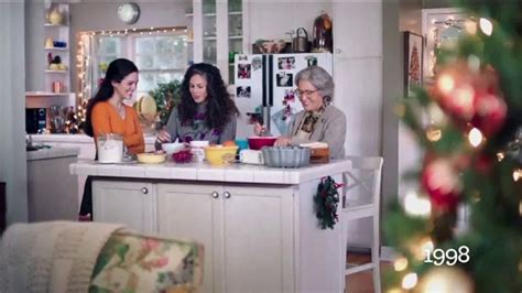 Daisy Sour Cream TV Spot, 'Holidays: Dollops for Generations' featuring Sandra Staggs