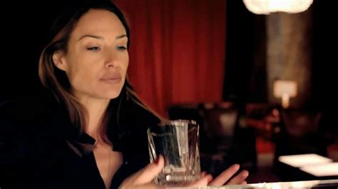 Dewar's White Label TV Spot, 'Serious' Featuring Claire Forlani