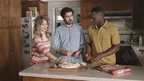 DiGiorno Design A Pizza Kit TV Spot, 'Smiley Face' featuring John Dardenne